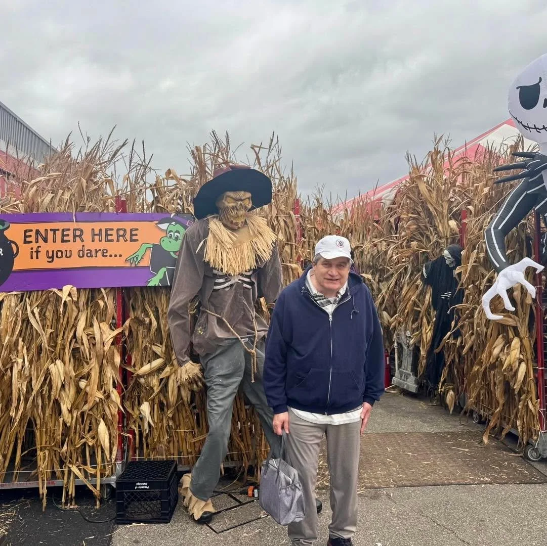 Favarh Day Program CD1 participants too a drive out the the Halloween corn maze at Stew Leonard&rsquo;s. Spooky place to lose oneself!

#halloween🎃 #cornmaze #itswhatwedo #wearefavarh