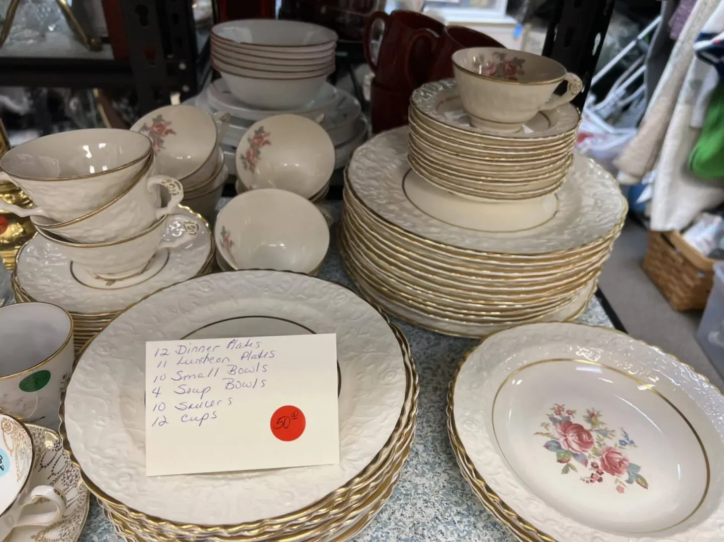 plates.jpg.webp