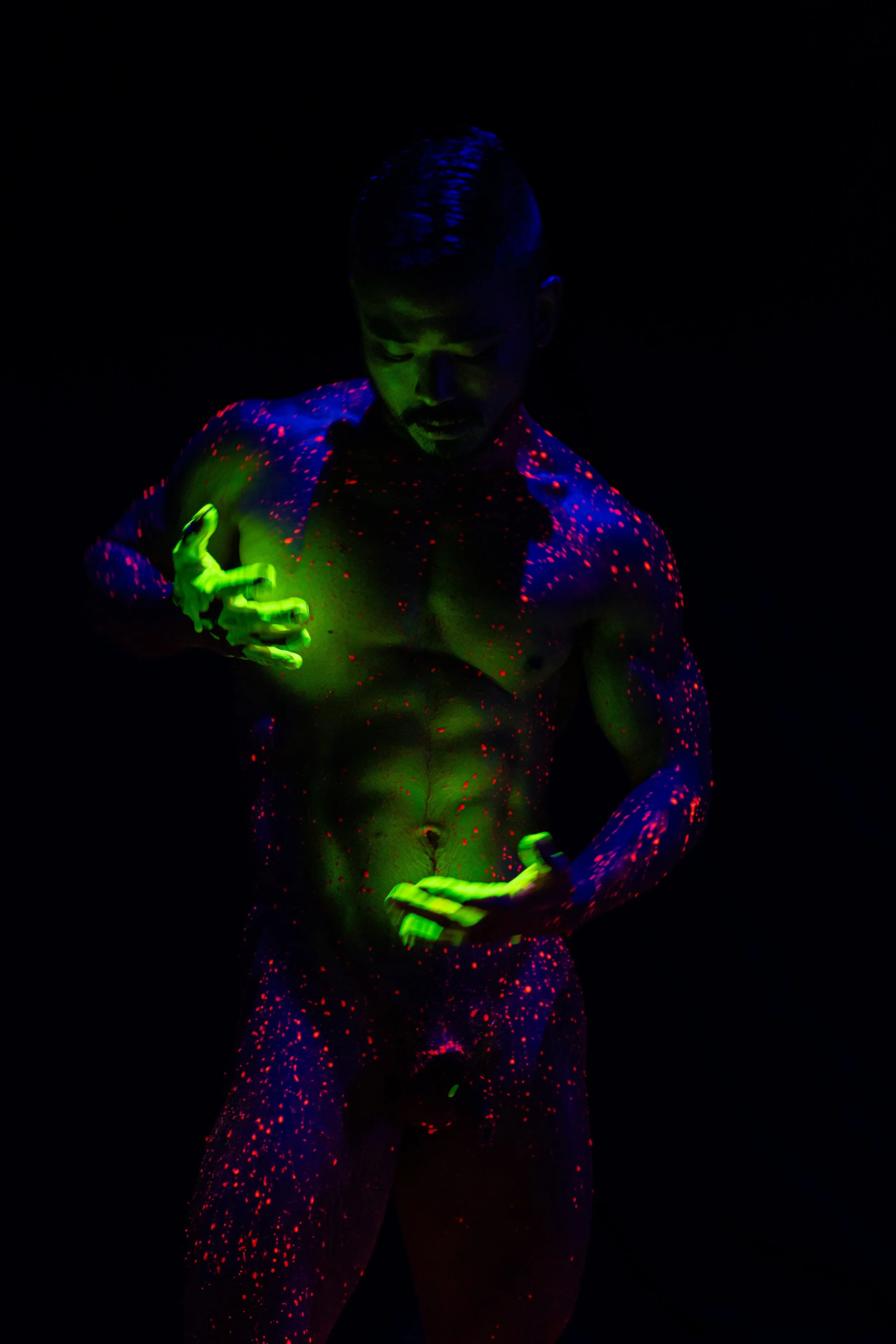 Deformphotos     @deformphotos
☢