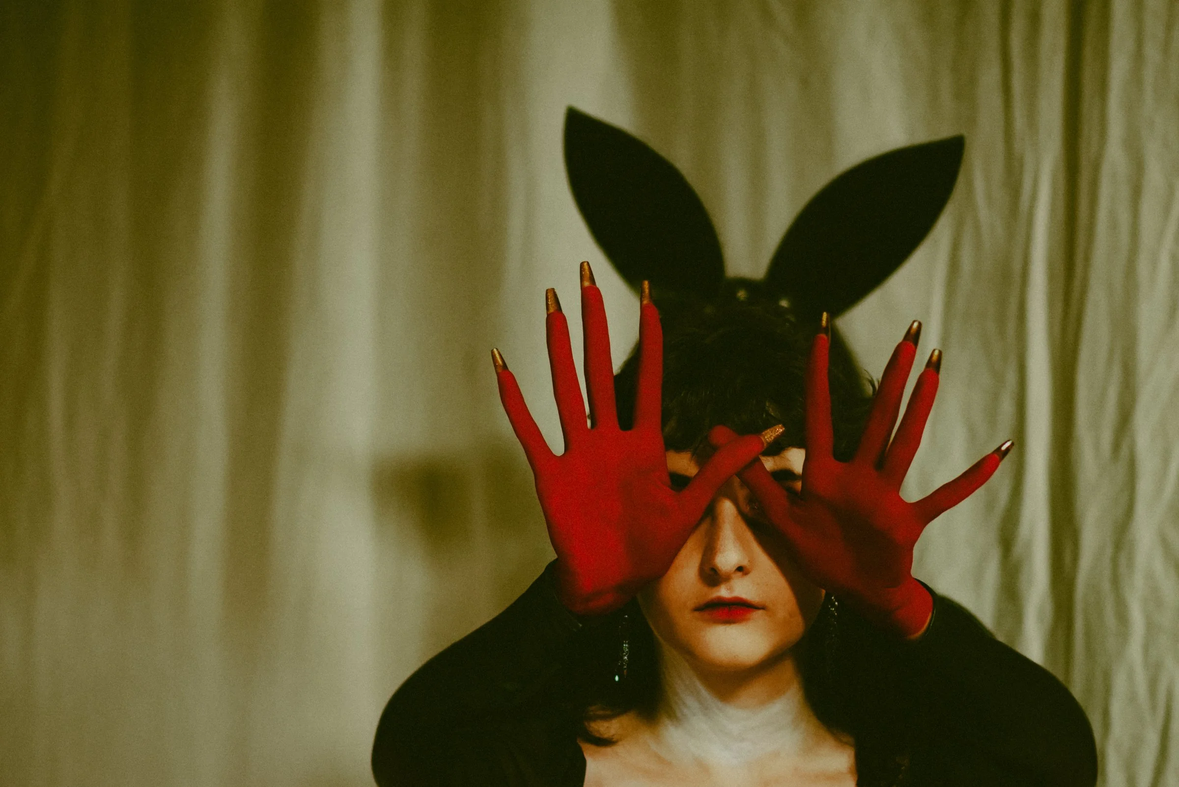Lady Wu     @ladywu_photography
Doppelgänger (Mephistopheles) VII