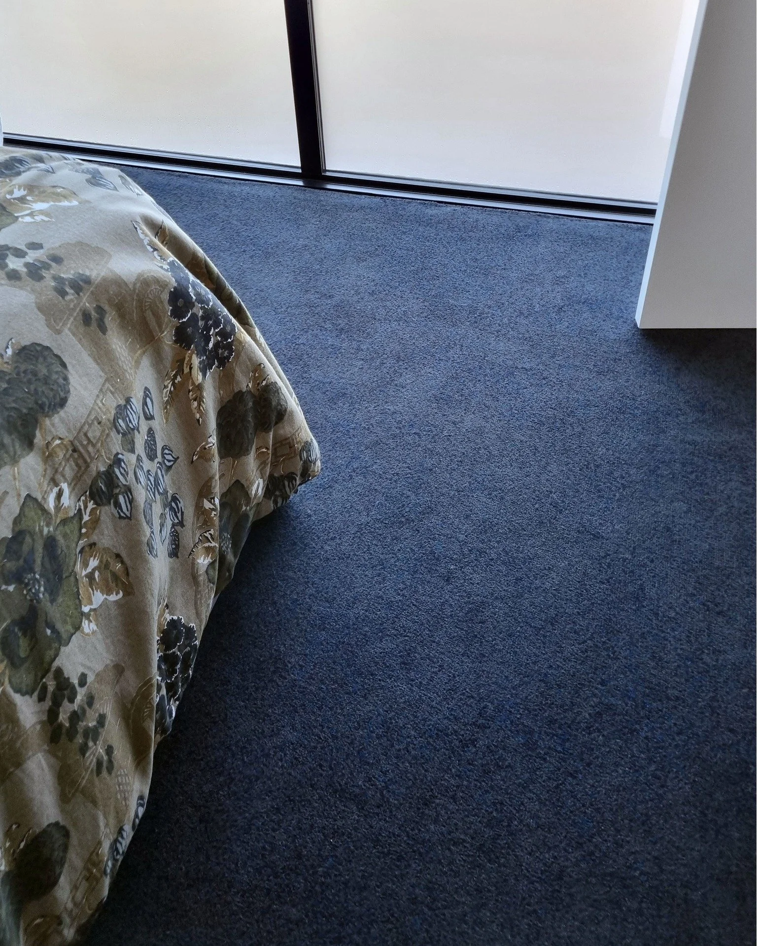 It's all in the detail. Enduring form, thoughtfully aligned. 

Created for a client who found the market saturated with loop-pile, single-colour and nylon charcoals, we delivered a custom solution that balances performance with visual depth.

This ne