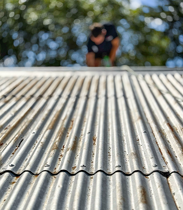 Tin roof requiring maintenance