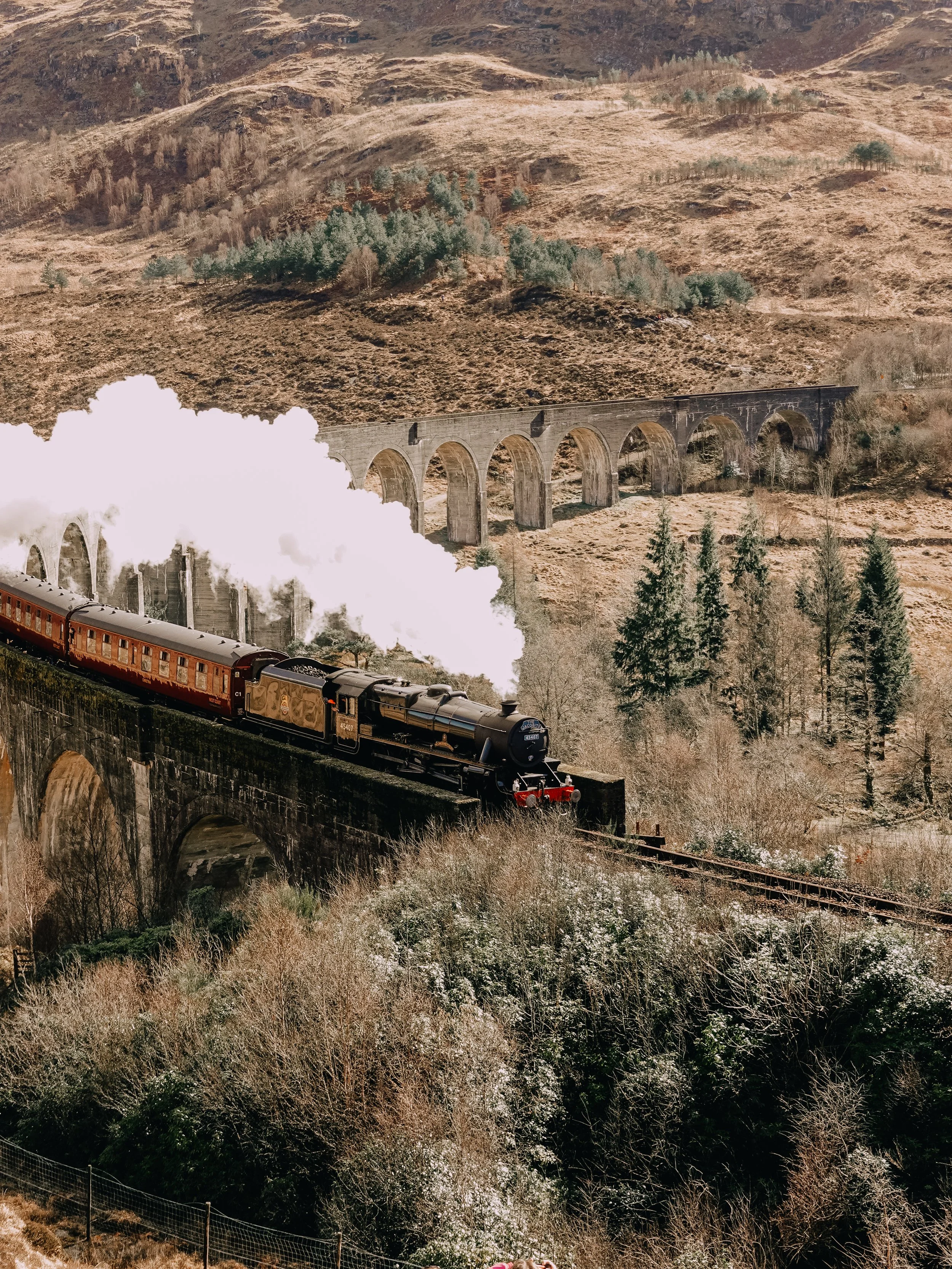 How to Spot the Jacobite Steam Train (Hogwarts Express): Best Locations &amp; Times