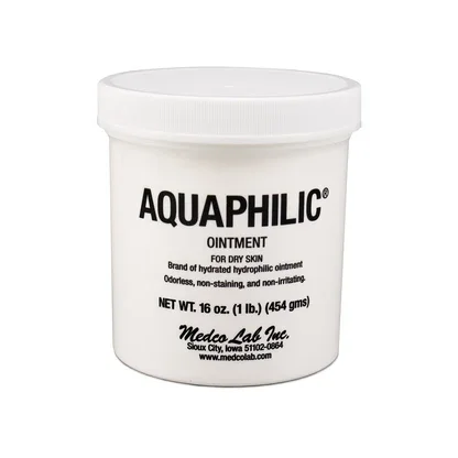 Aquaphilic Oilnment
