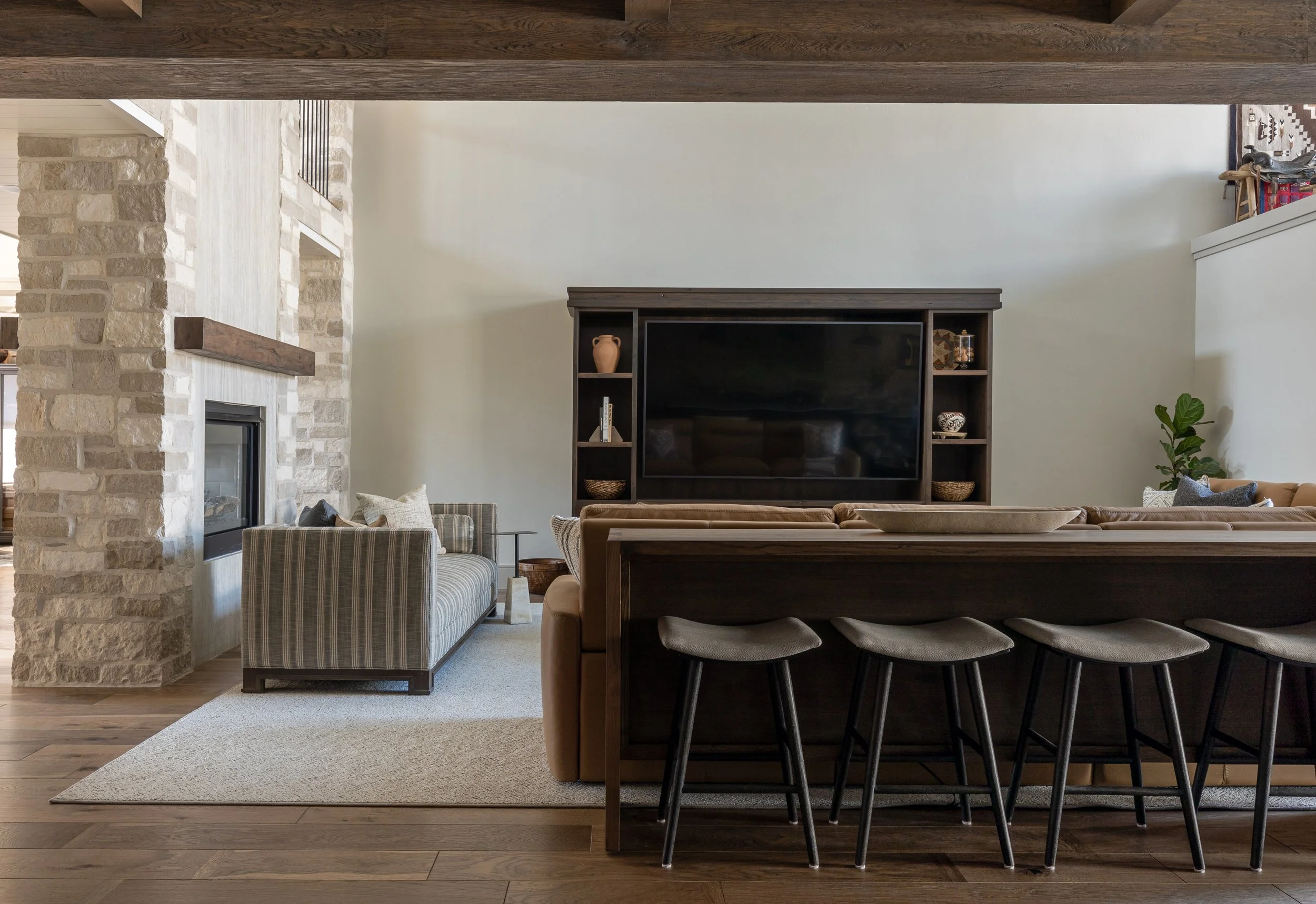 Orem, Utah high-end interior finishes in a custom new build by VanDyke Construction Co.
