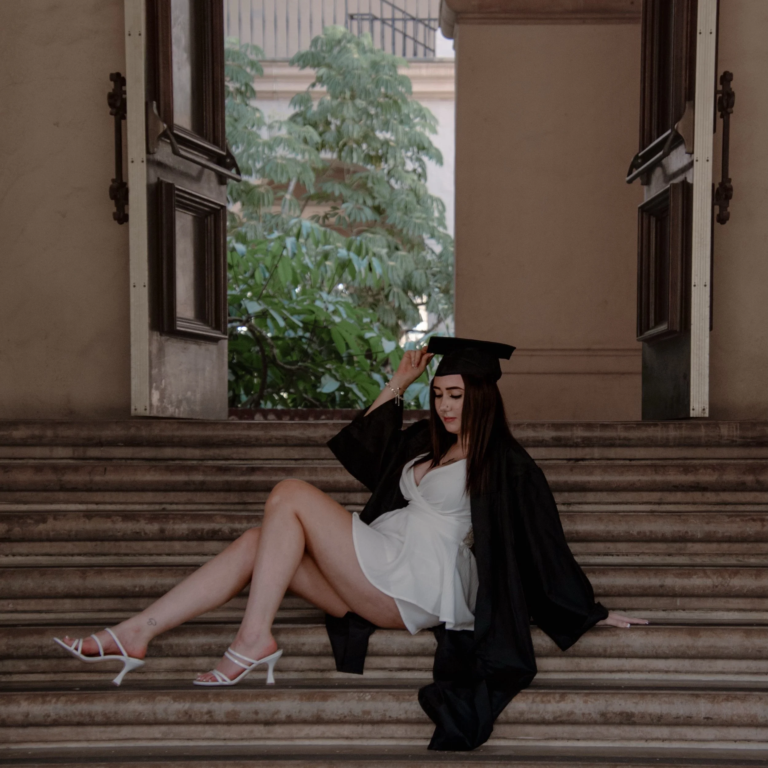 Main character: graduate edition. 🎓

Horsleys photography is now booking for the FALL SEASON 🍂.

#horsleysphotography #graduationstyle #socalphotographer #gradphotographer #oceansideca