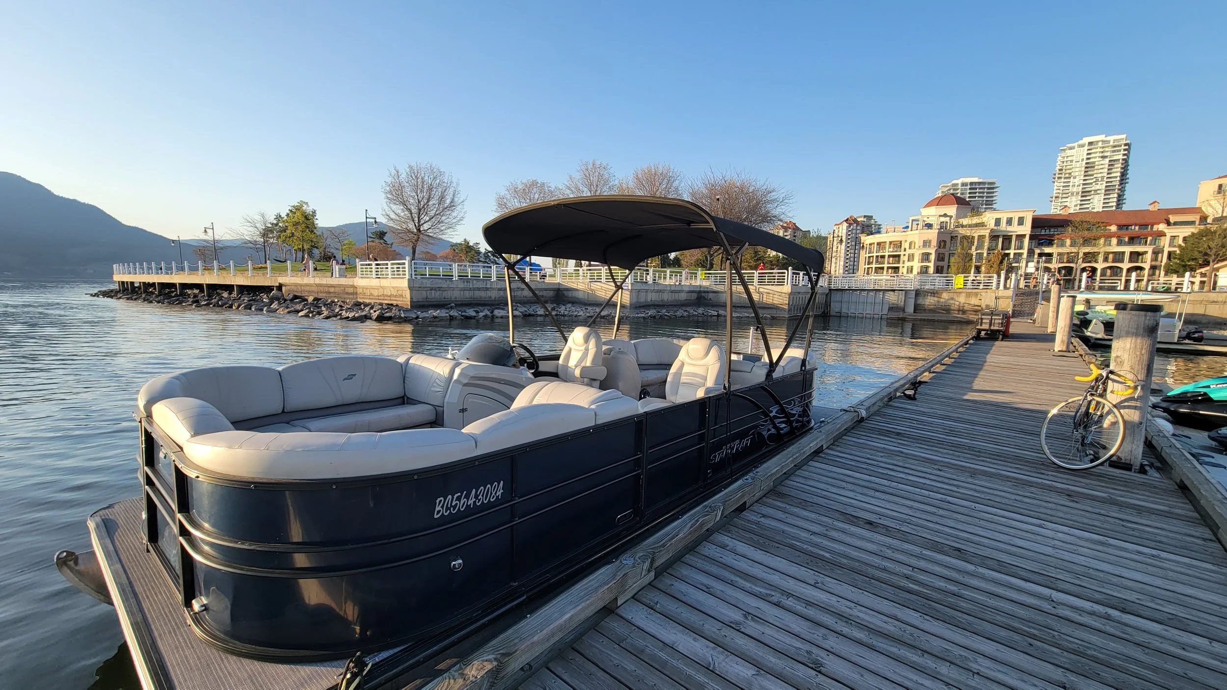 12-Passenger Pontoon Boat
