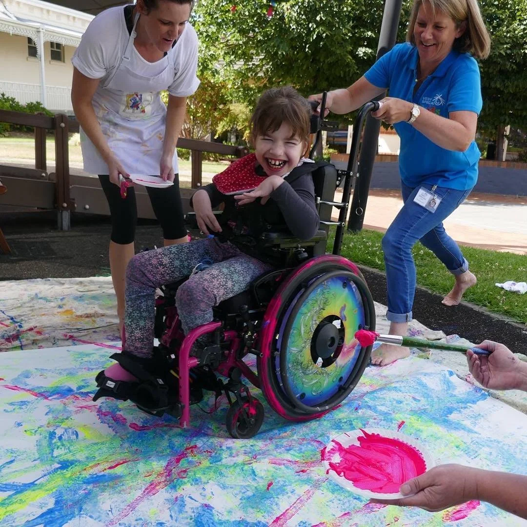 Creativity takes centre stage at the @veryspecialkids Hospice with the Art Cabriolet on site four days a week. The art therapists work with children to create paintings and artworks using their emotional, sensory and motor skills. Art Therapy enables