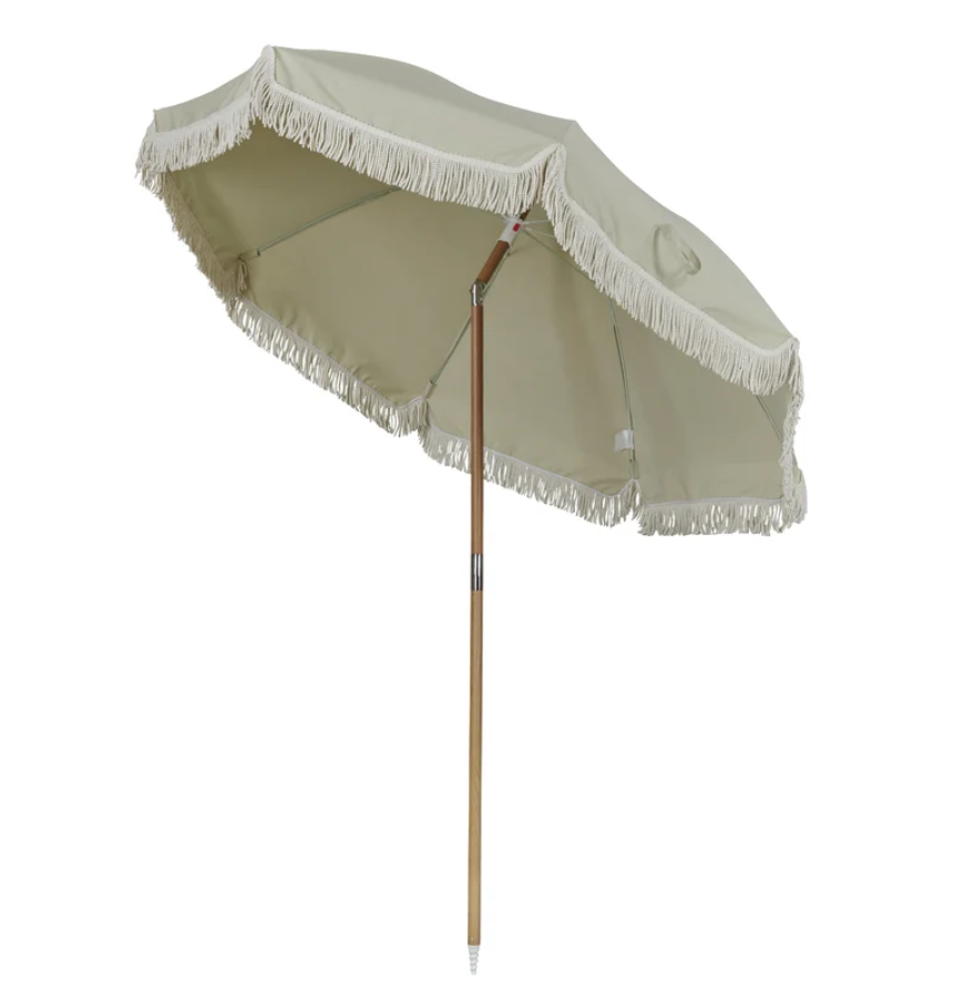 Beach Umbrella with frills beige tilt.png