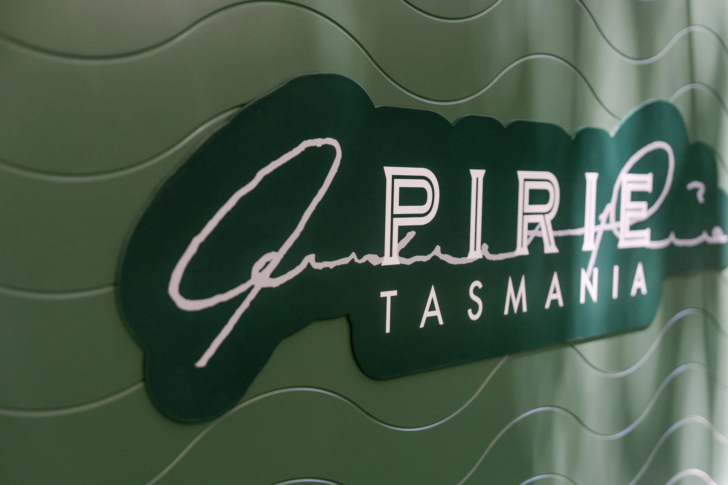 Pirie Bar-106.jpg