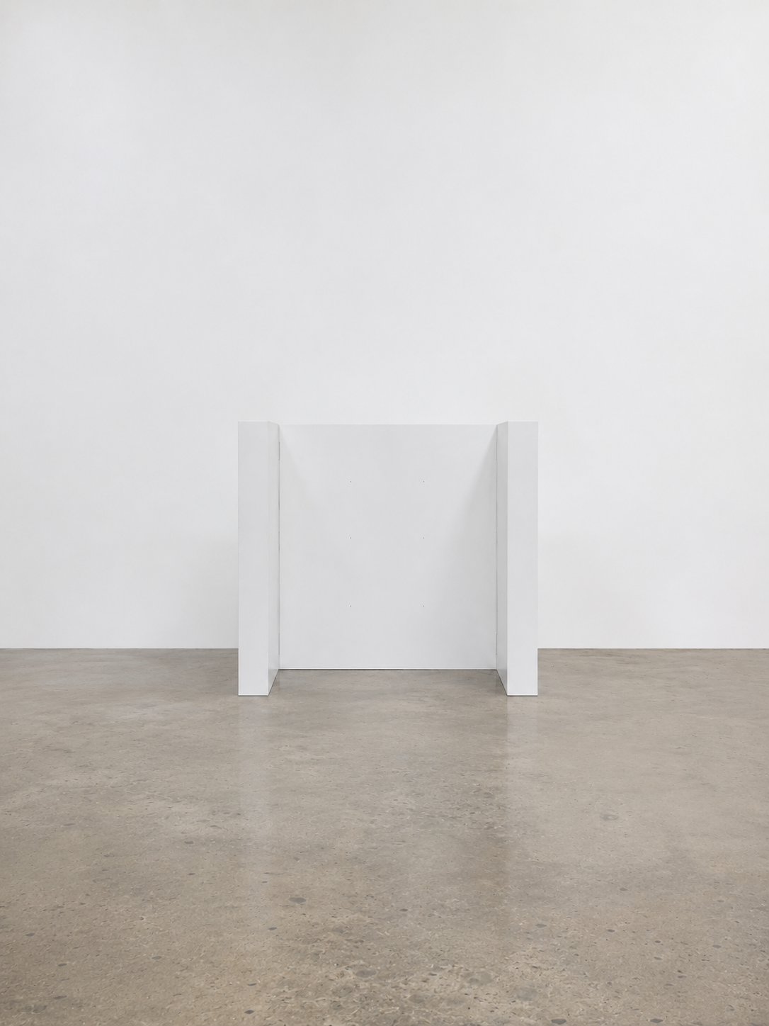 3D arched display with LED lighting white legs and back.png