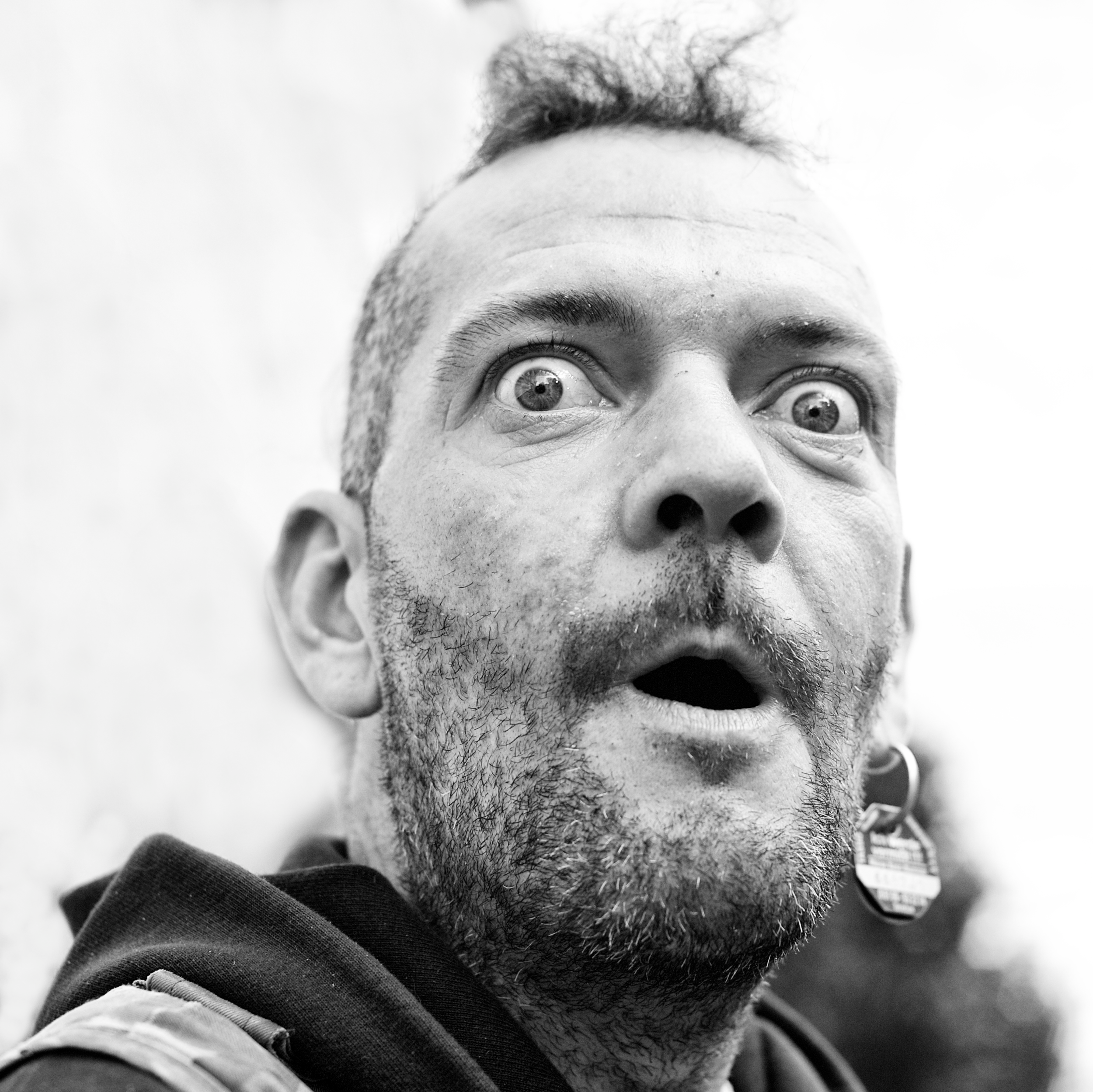 Ein Mann mit seiner Machete