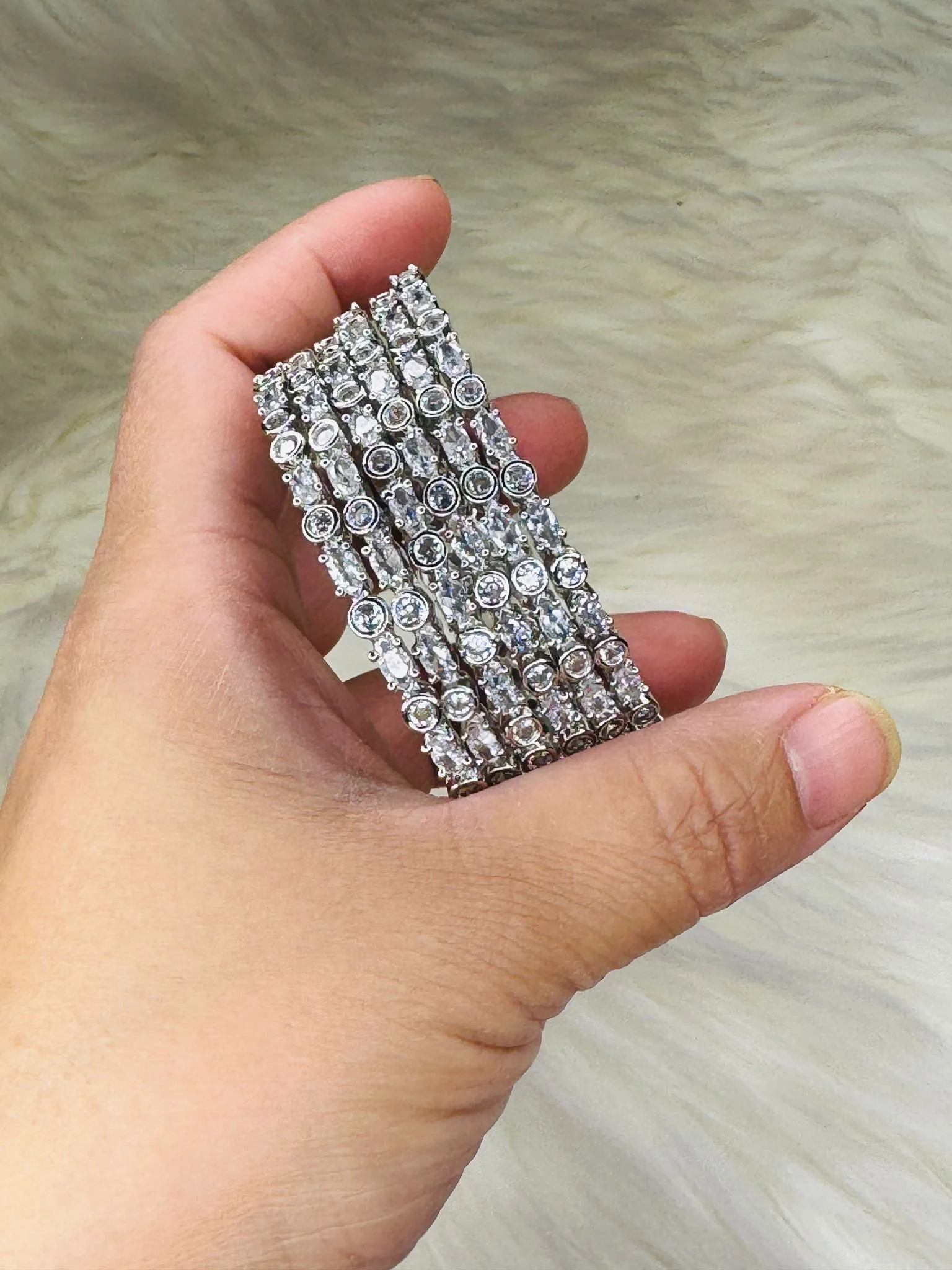 Sparkling Crystal Elegance Bracelet 6 pc for 30$