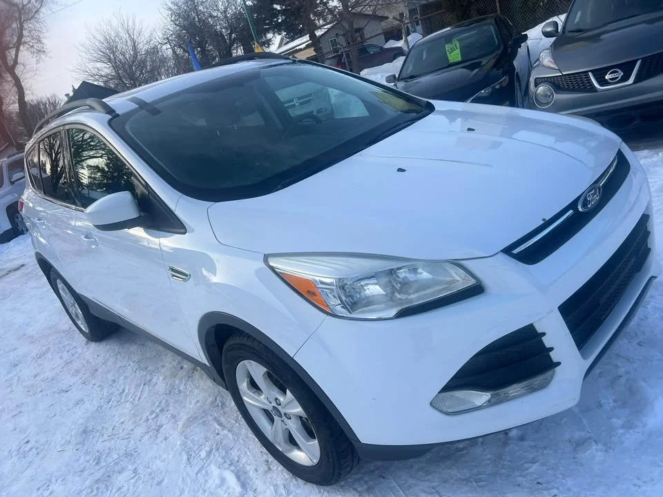 2014 Ford Escape SE 4WD - Adventure Ready SUV