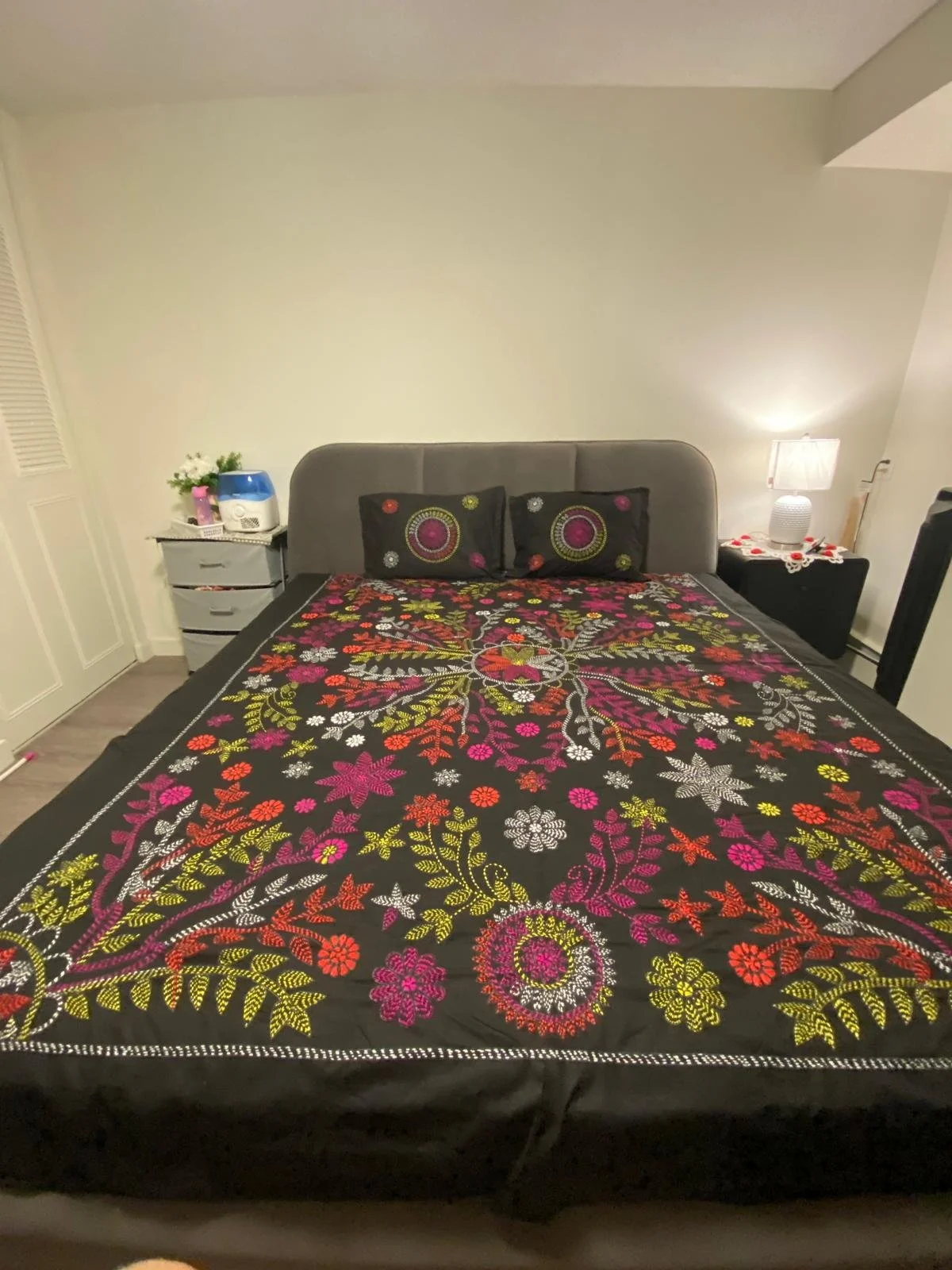 Artisan Nakshi Bedsheet - Black Elegance