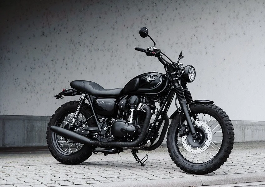 Kawasaki-W800-Black-Edition-2015_0006.jpeg