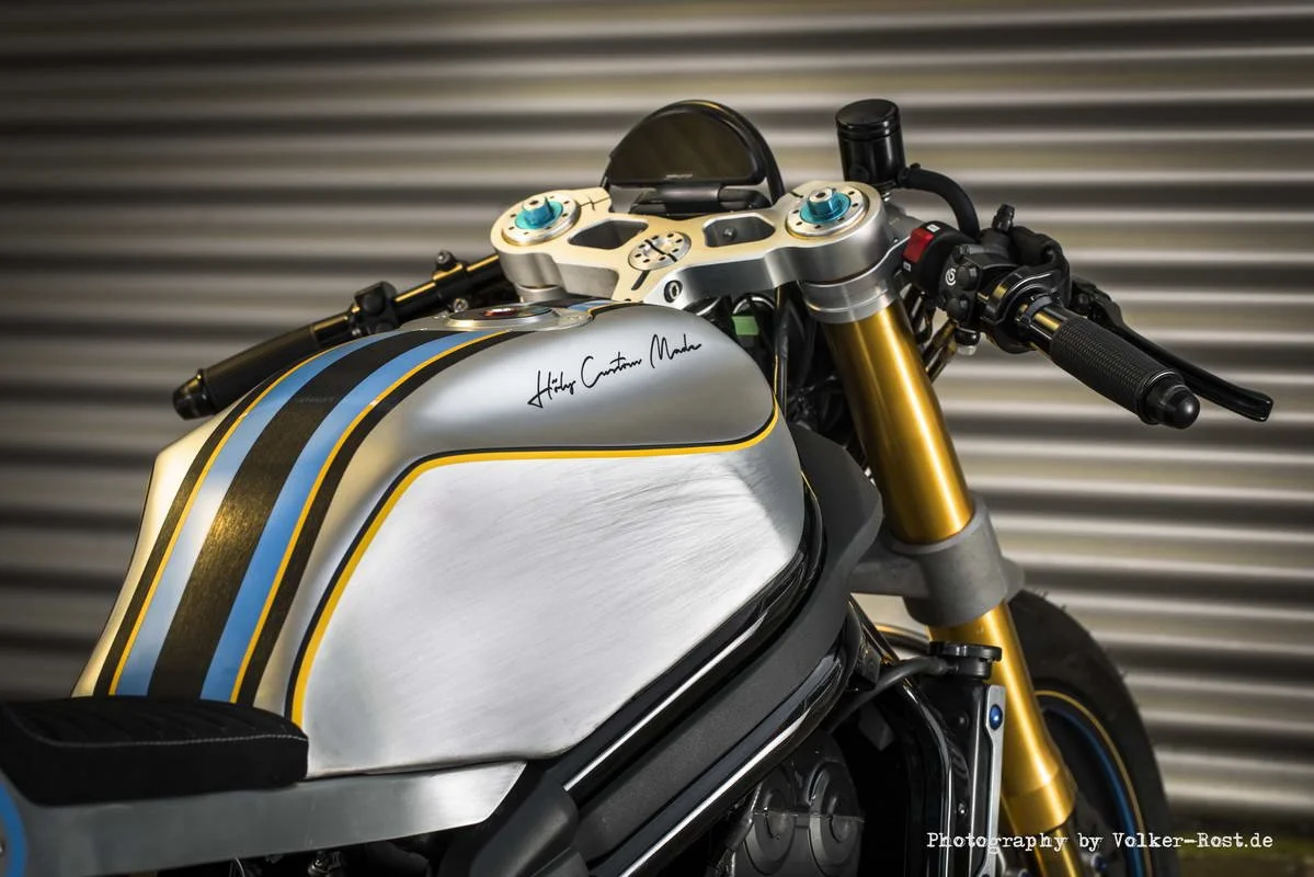 Roadster Hoely Radicale (52).jpg