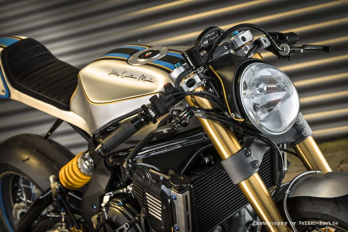 Roadster Hoely Radicale (20).jpg
