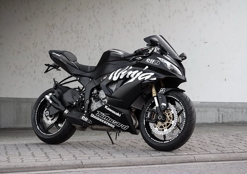 Kawasaki-ZX6R-Hoely-Edition-2014_0005.jpeg