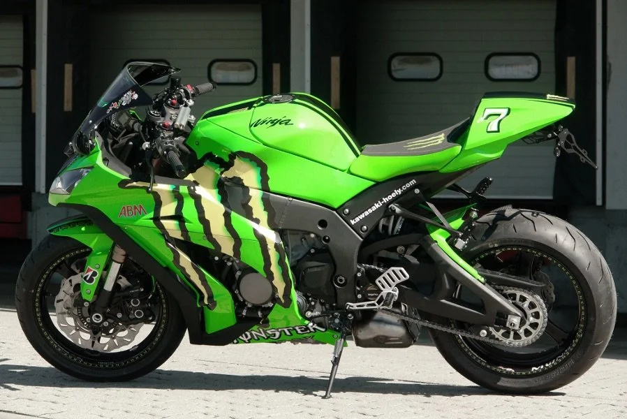 ZX-_0R_M_2011_14.jpeg
