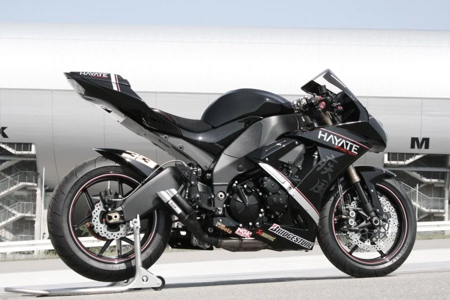 Kawasaki Ninja ZX-10R Black Melandri Höly Special Edition 2009 (1)a.jpeg