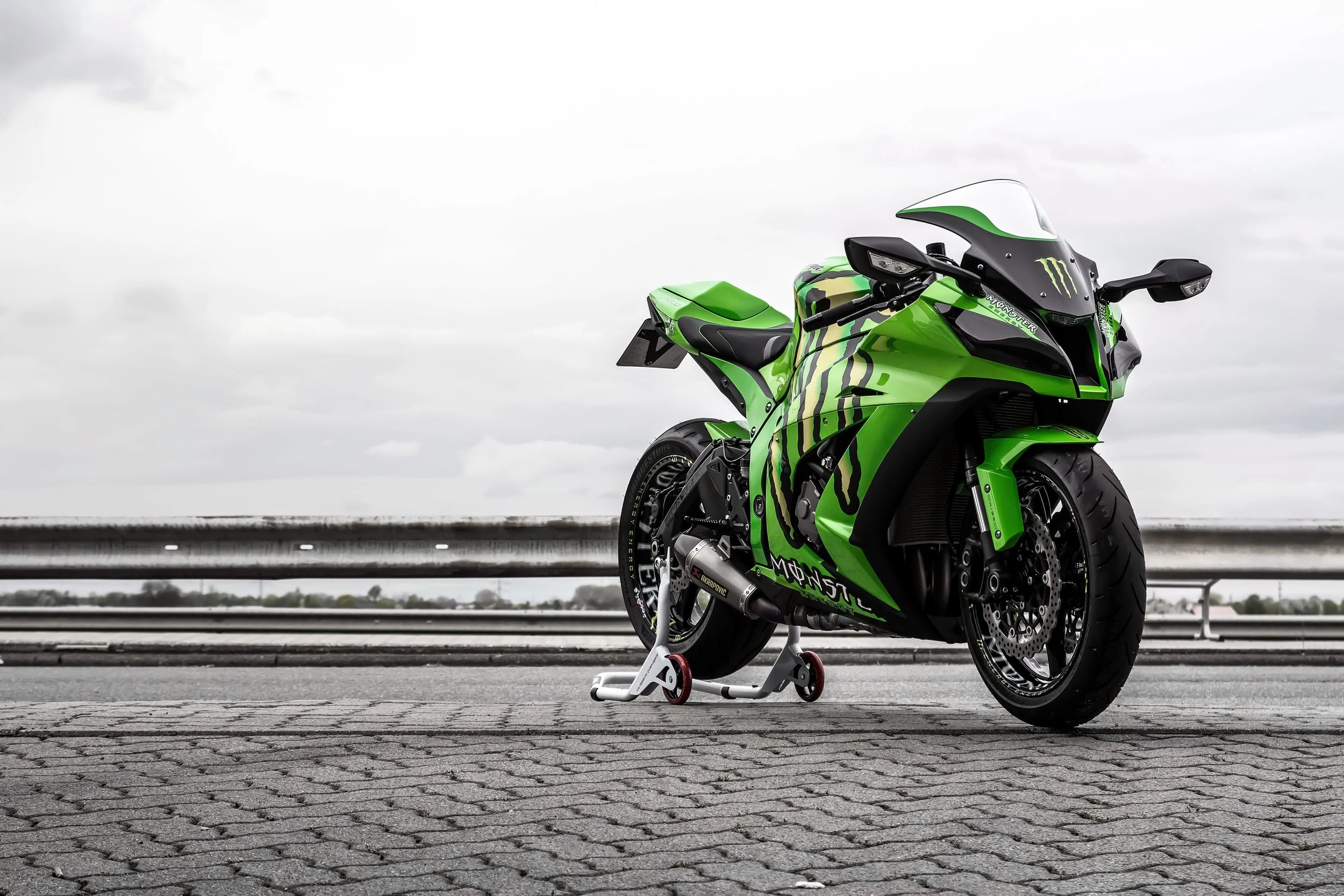 b Kawasaki ZX-10R Ultimativ Edition (2).jpeg