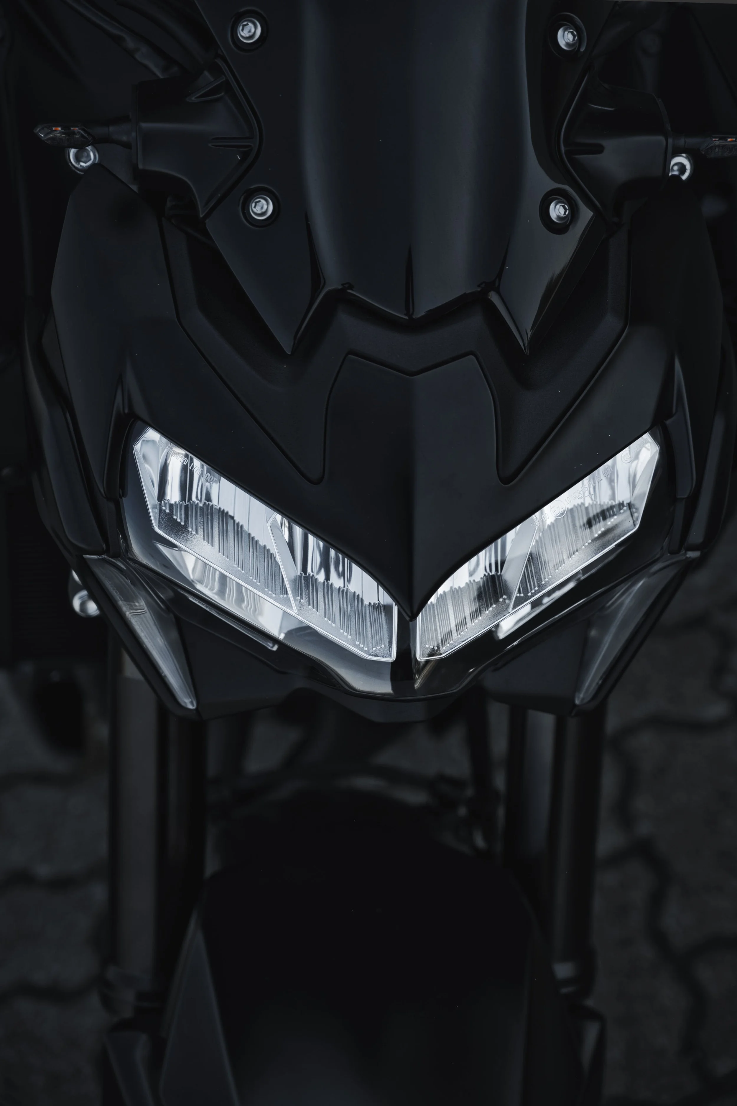 03_Schwarz__LS78231.jpg