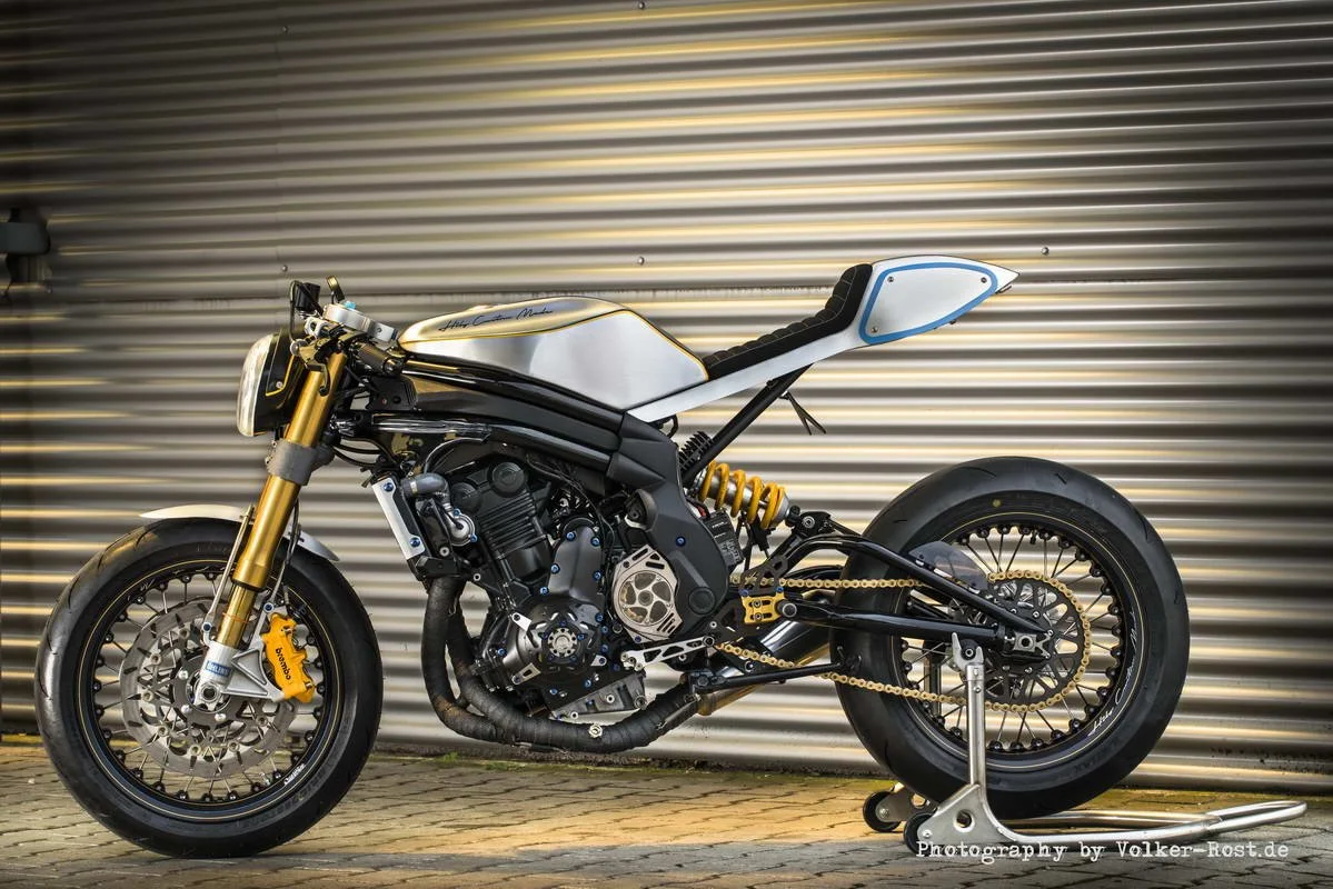 Roadster Hoely Radicale (28).jpg