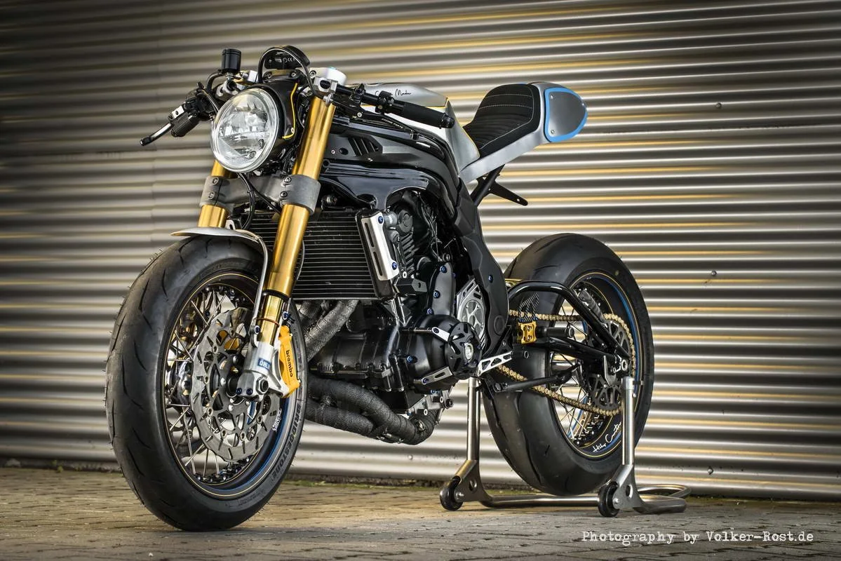 Roadster Hoely Radicale (24).jpg