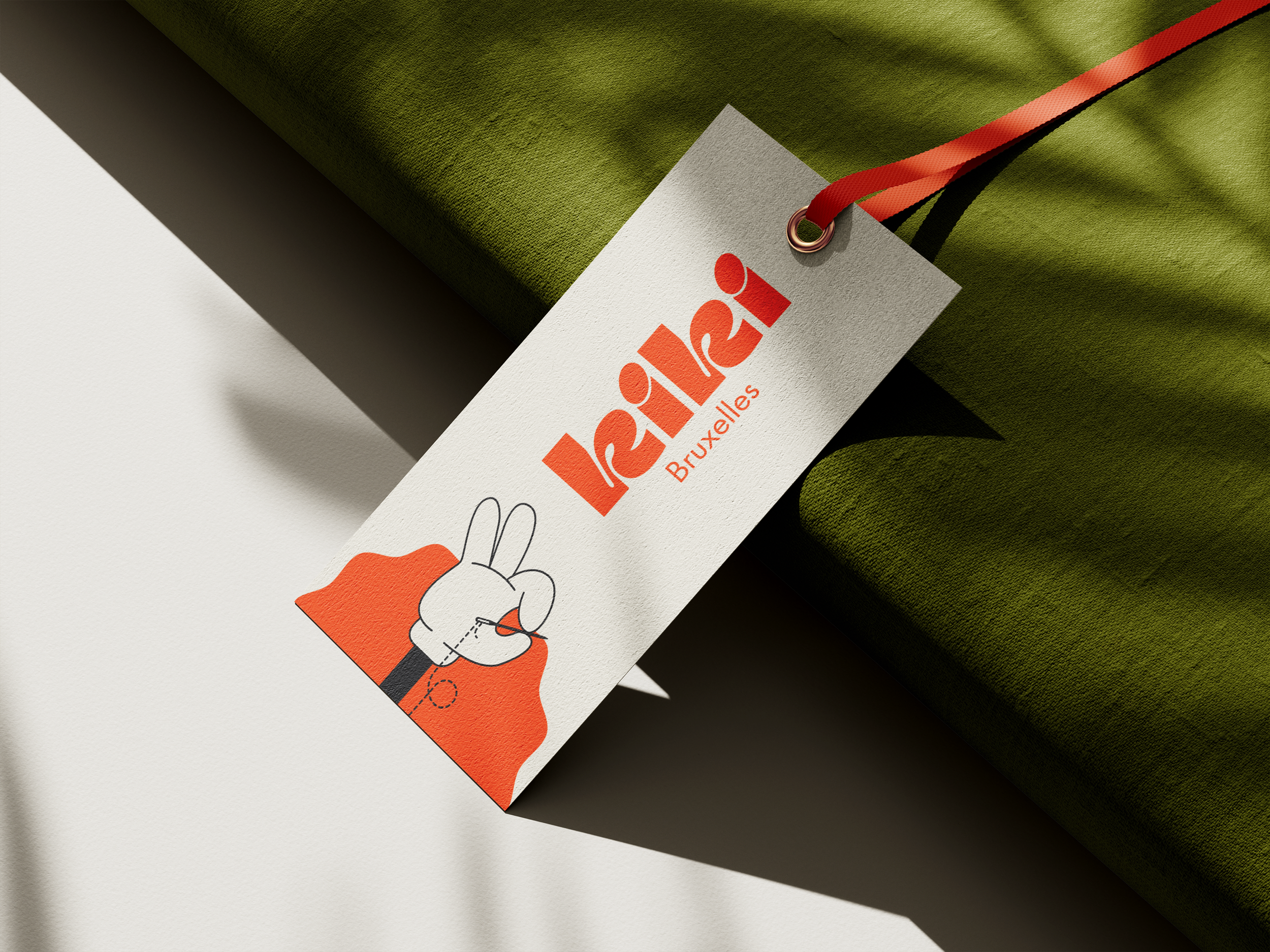 Free_Rectangle_Label_Mockup_3.png
