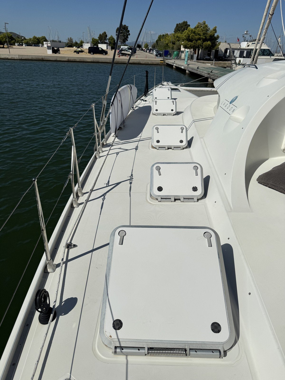 p16_Cockpit_en_Deck_2.jpg