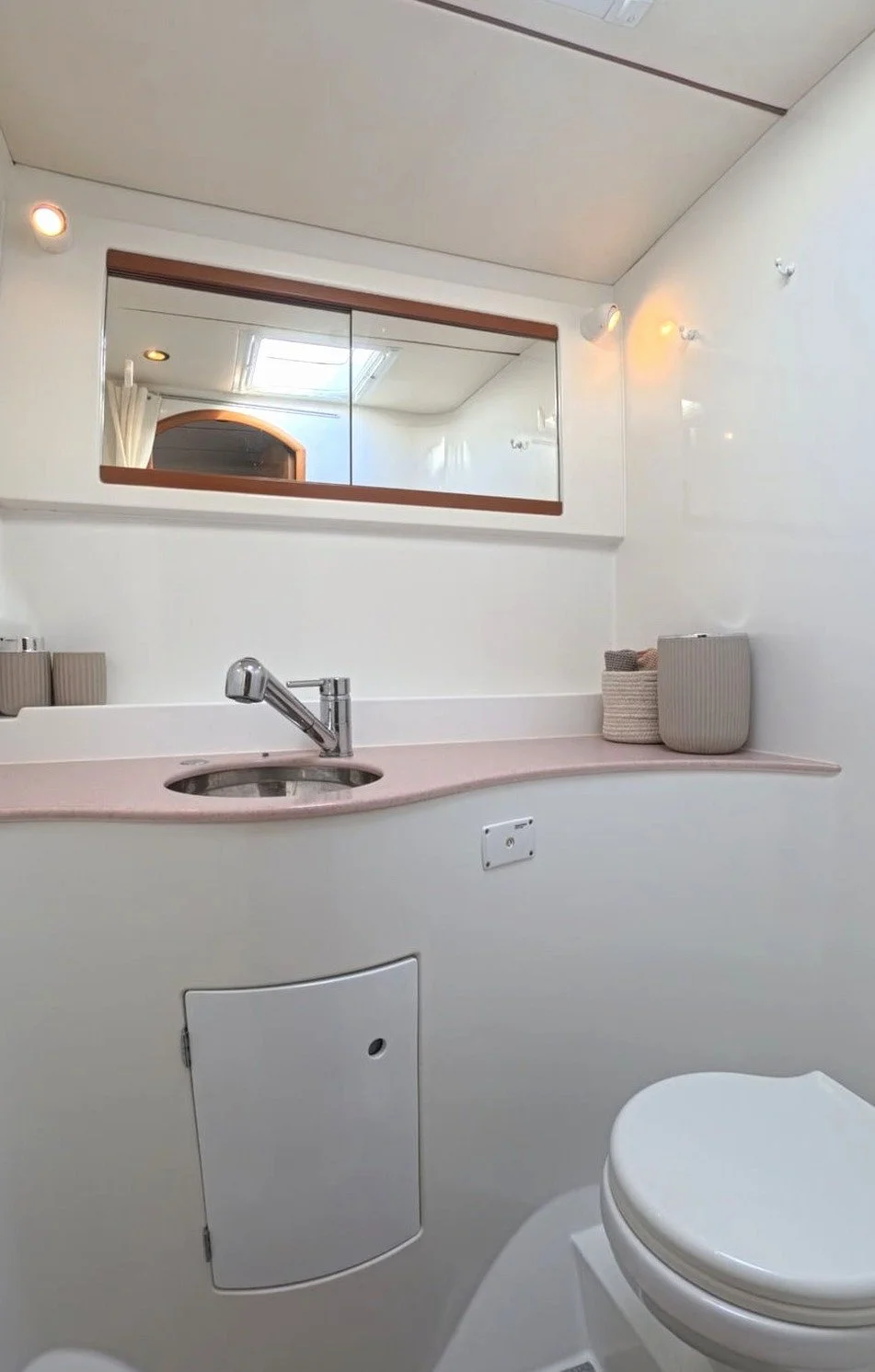 p12_Interior_2.jpg