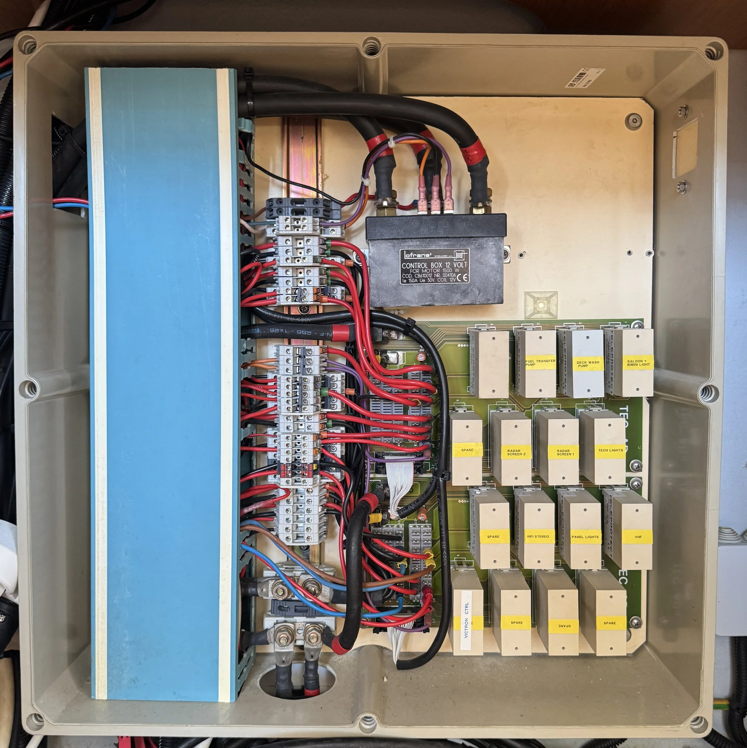p23_Electrical_en_Water_Systems_3.jpg