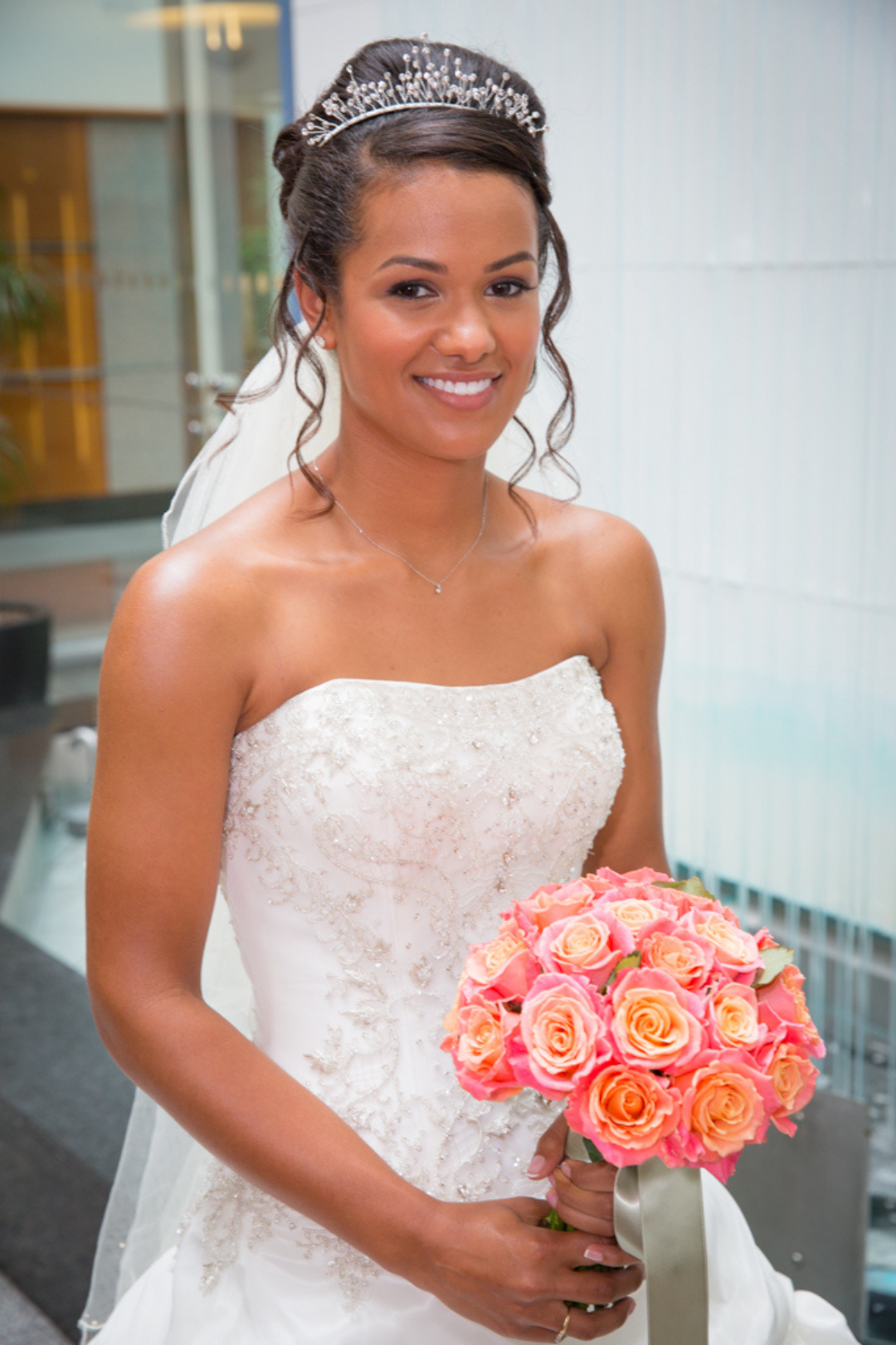 Bridal makeup artist based in brighton creating natural makeup looks