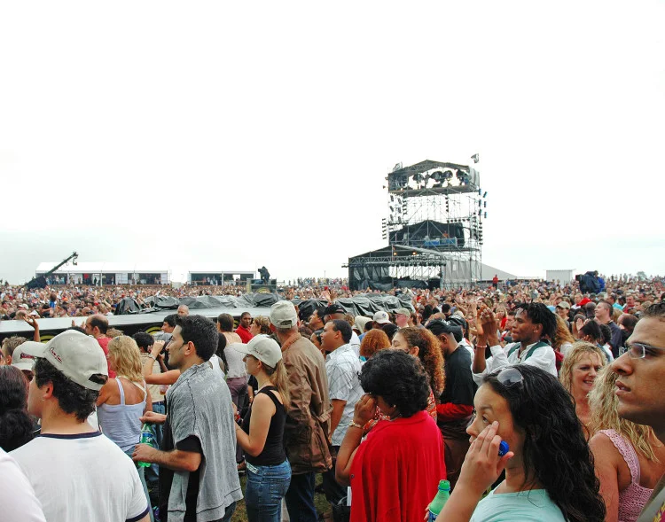concert-750x589.jpg