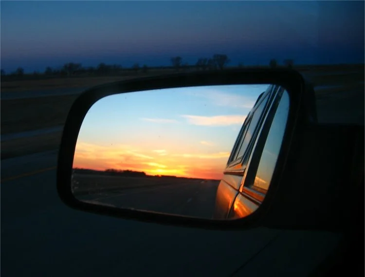 mirror-750x571.jpg
