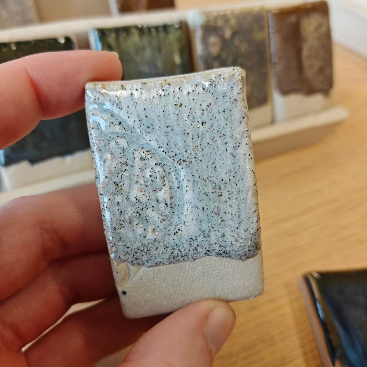 Laat weeks glaze tests for cone 6/7 firings, which one is your favorite? ;)

#pottery #ceramics #pottenbakken #glazetest