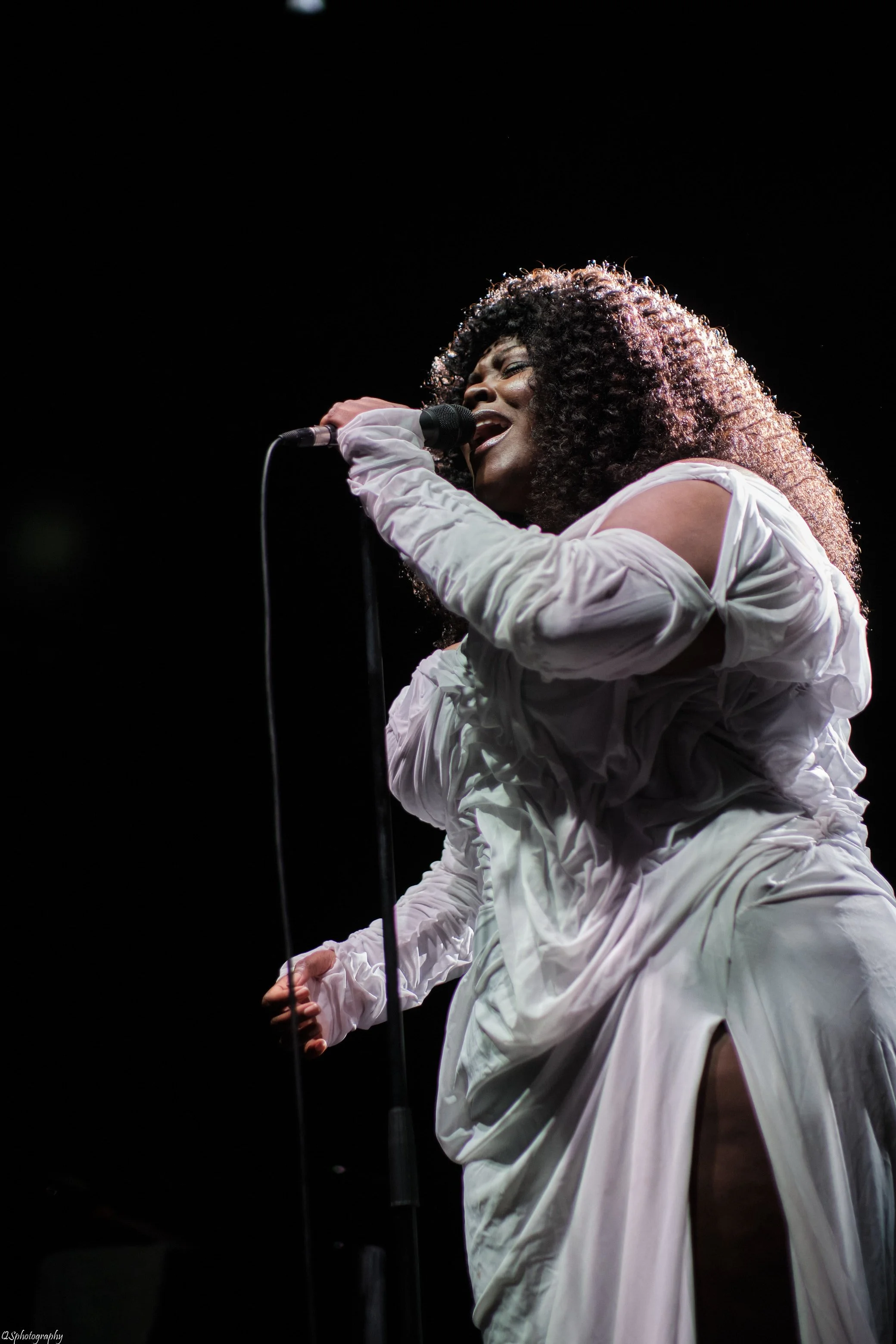 Yseult au festival Esperanzah | QSphotography | Namur