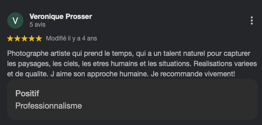 Avis d'une cliente sur un photographe artiste, mentionnant son talent, son approche humaine, et recommandant ses services.