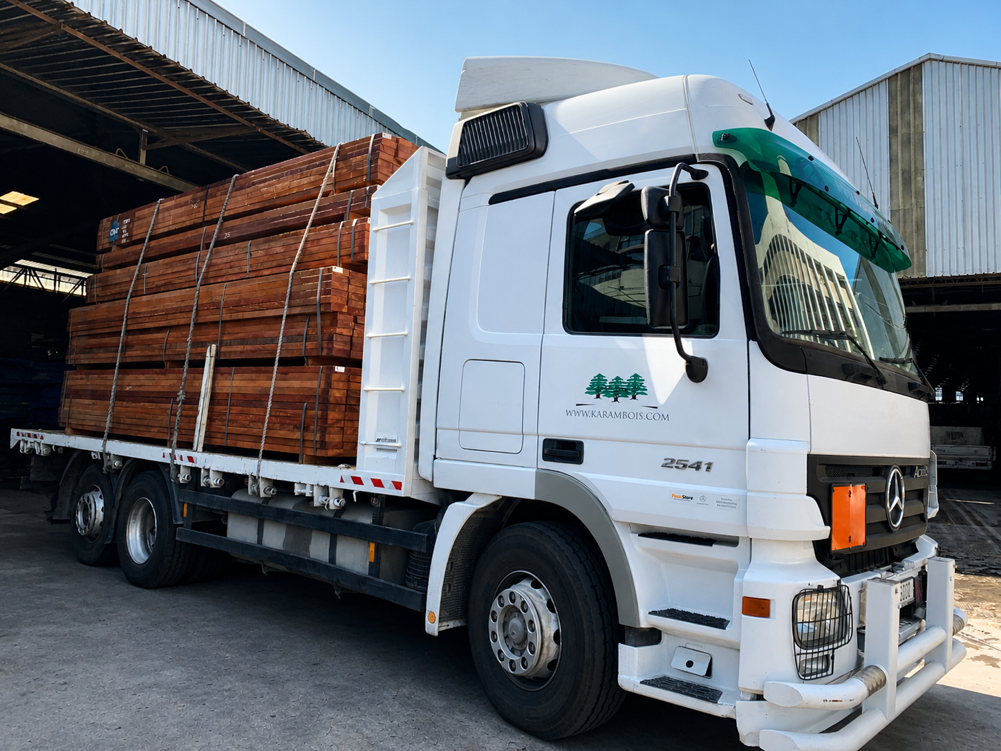 Truck (1).png