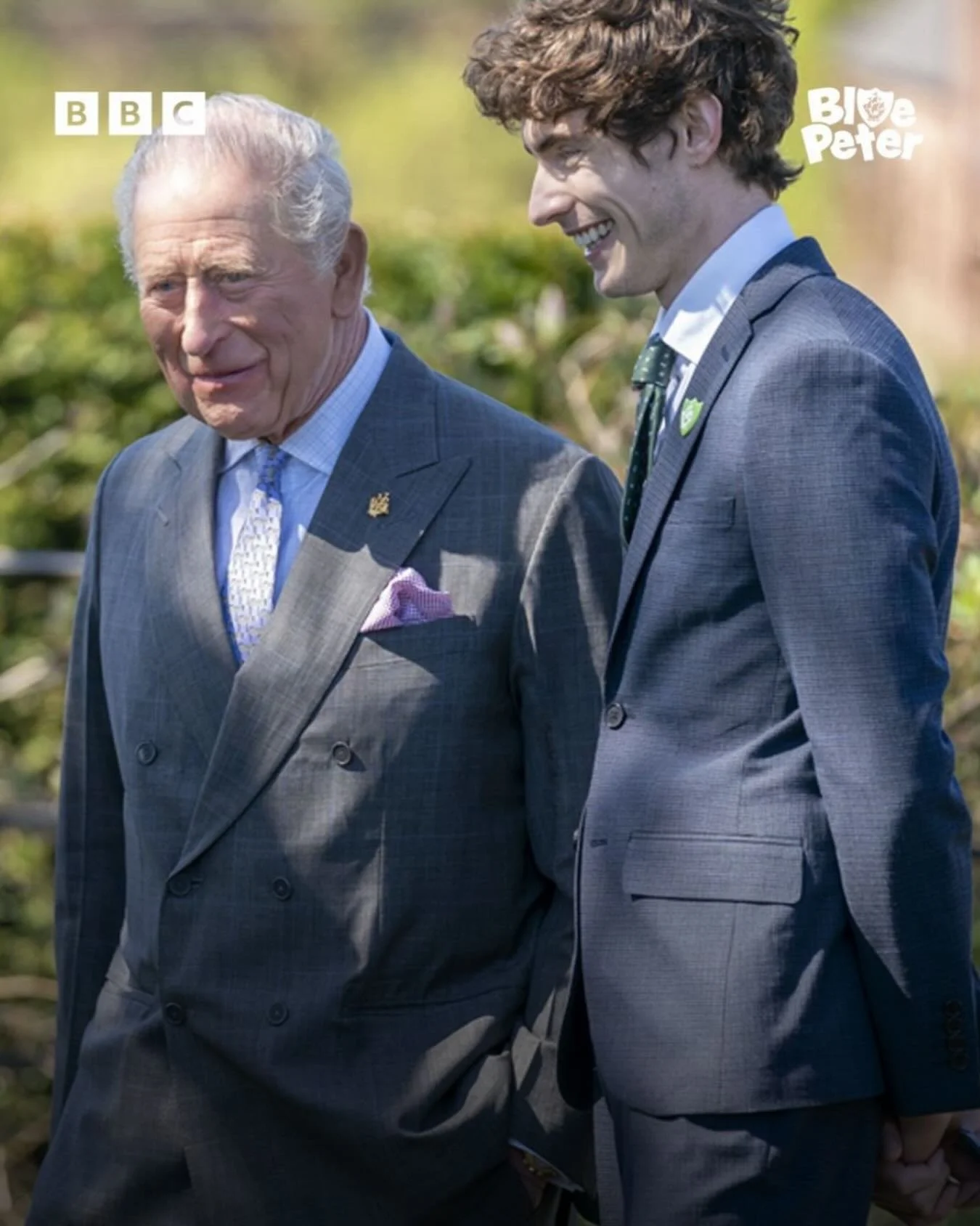 A special moment for @itsjoelm presnting The King with a Green Blue Peter Badge on Earth Day 💚
&nbsp;
Acknowledging The King&rsquo;s lifelong commitment to protecting nature and his work through The @kingsfoundation, which champions sustainable comm