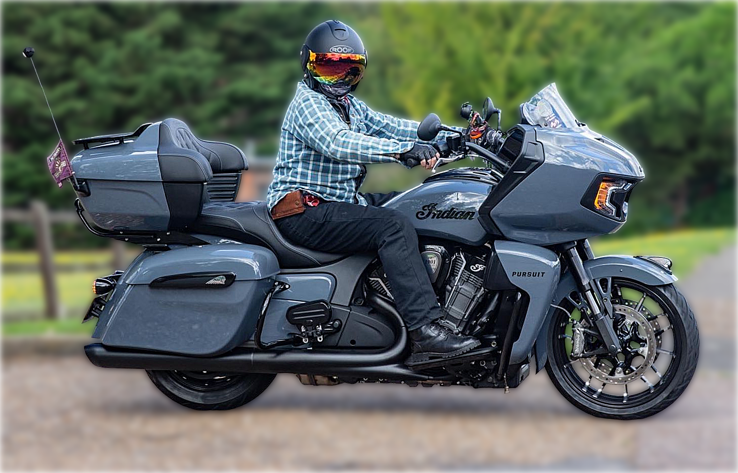 Grand Tourer Persuit