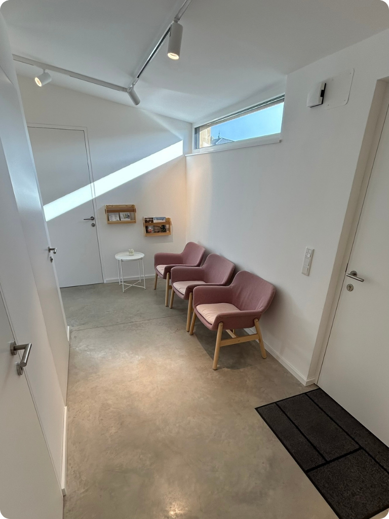 Warteraum Praxis 119