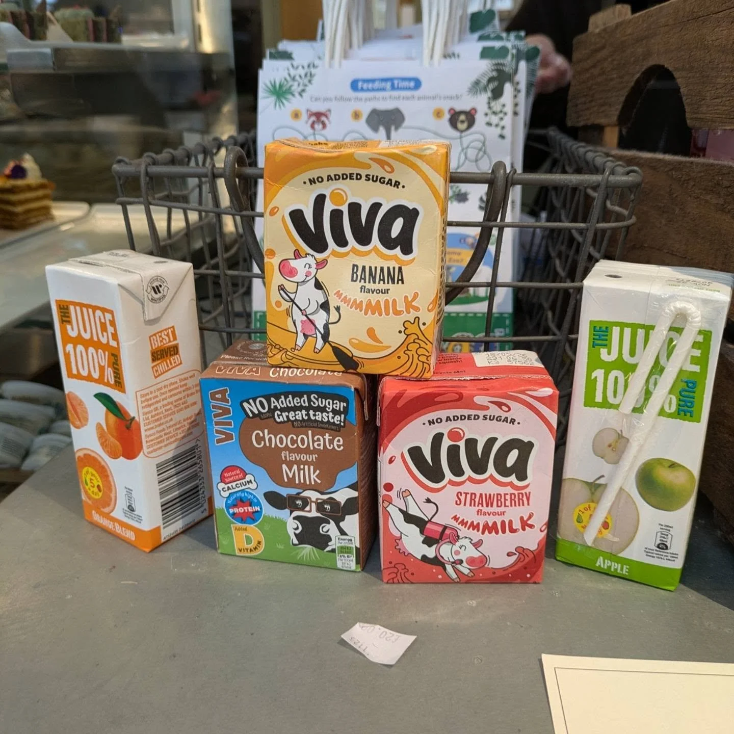 Episode two of the podcast is live! As per usual, @judgydogandgill is very well prepared with Intelligent History Facts and I make a lot of silly comments about minks. 

We also get rather distracted with our drink chat, and discuss the possibility o