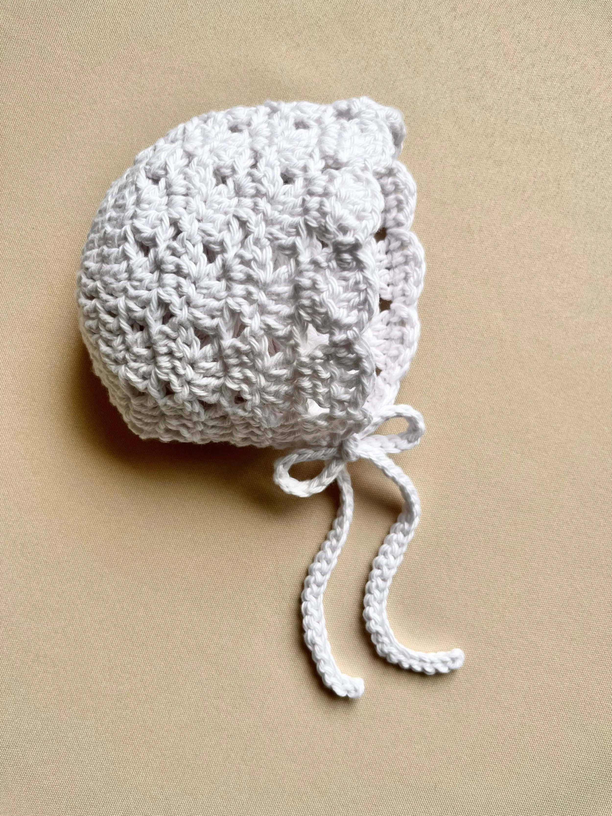 Cotton Bonnet — White