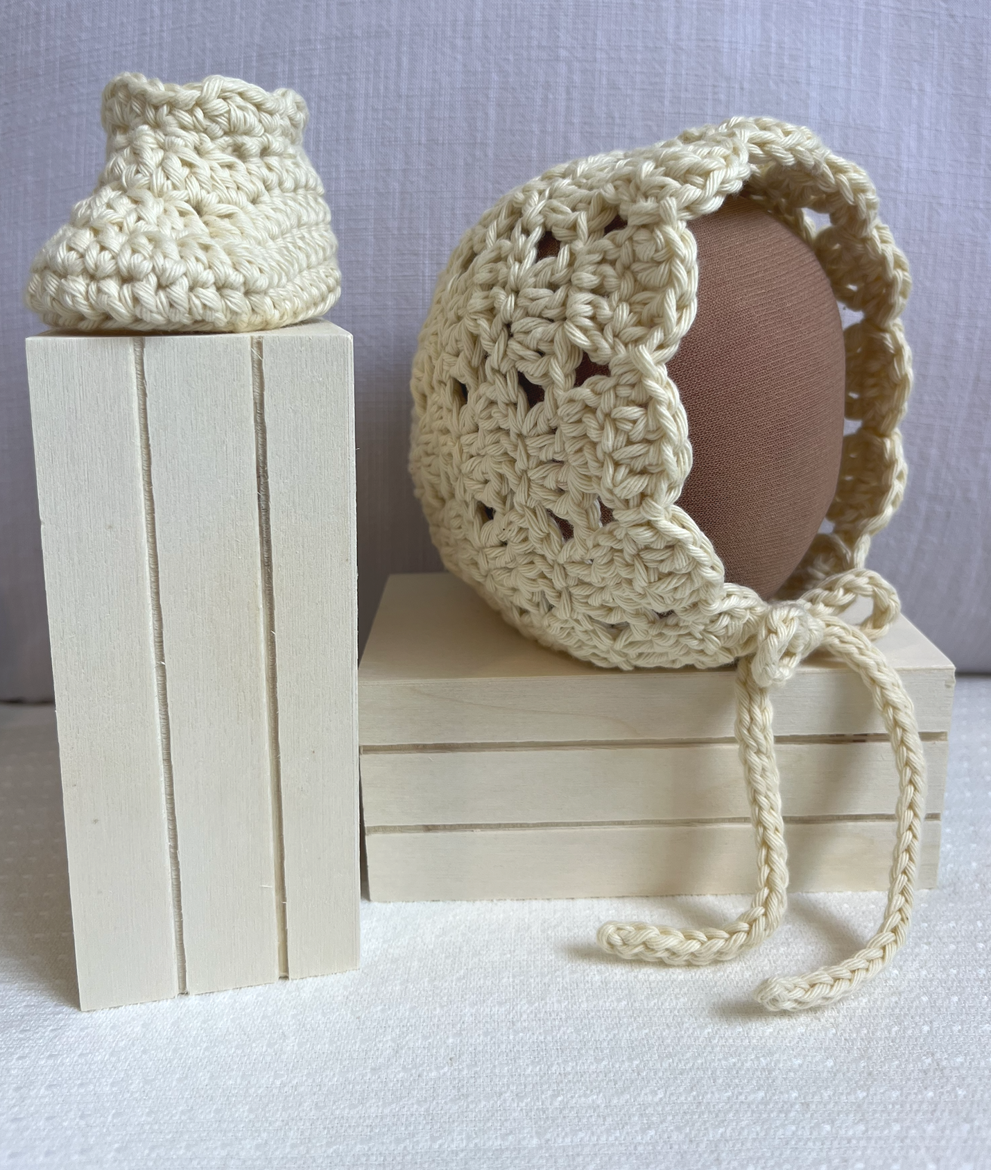 Ceam Cotton Bonnet and Booties set