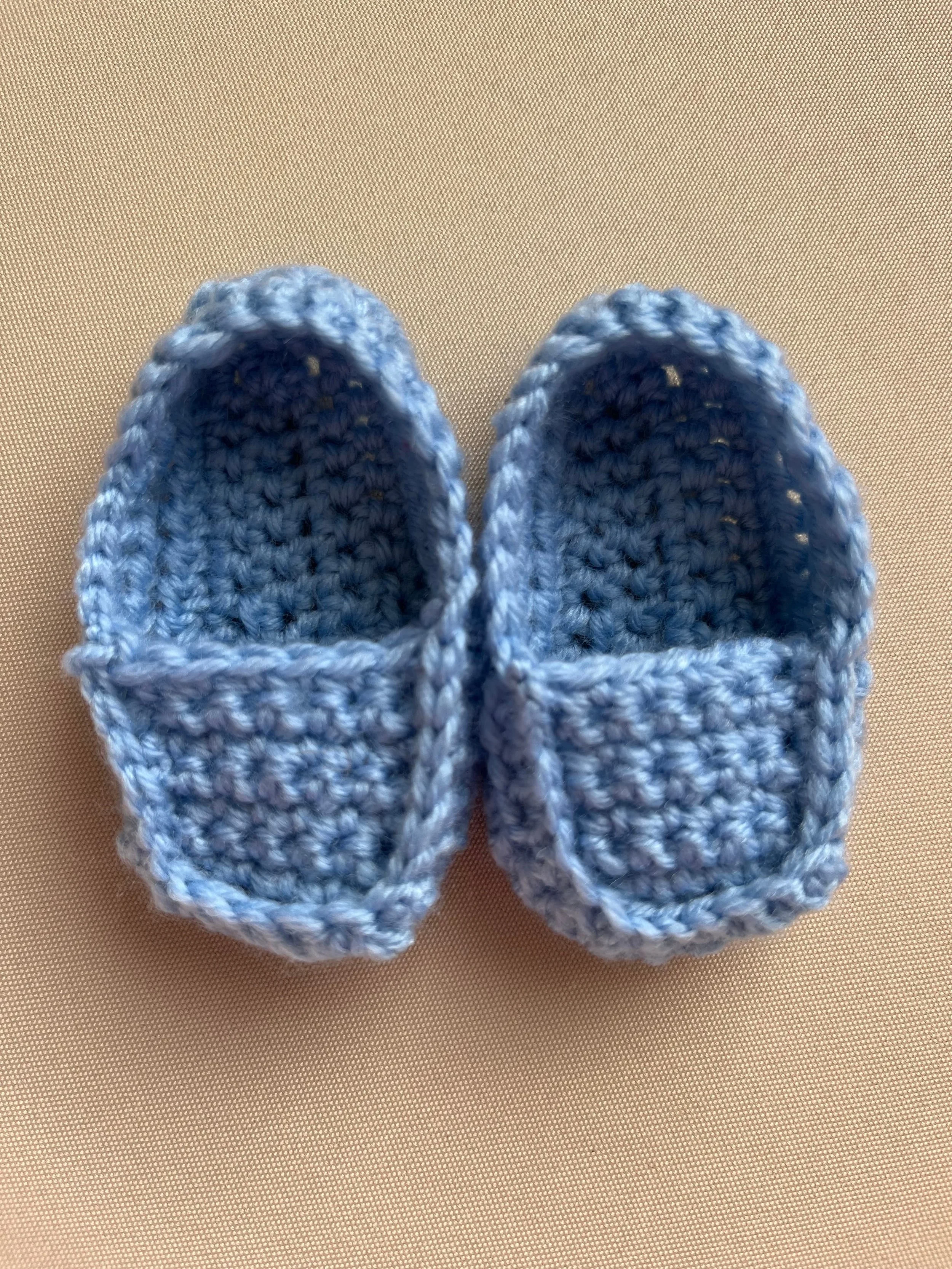 Handmade baby loafers blue soft acrylic blend yarn by Tidestitch.jpg
