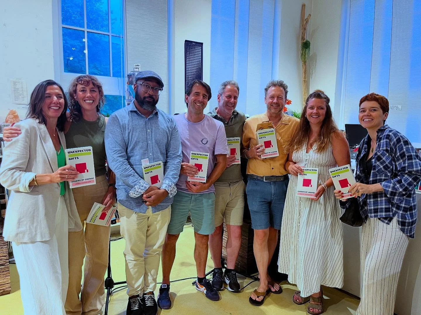 Yesterday was cool. Well, it was sweaty and cool. At the @theamericanbookcenter Summer Writers Night I got to see Unexpected Gifts on the shelves, available to buy (and people actually did!) and had the pleasure of meeting some of the other contribut