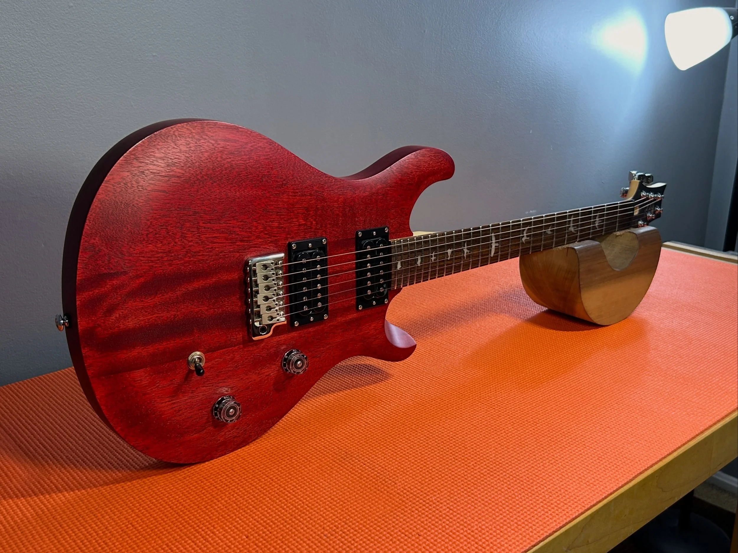 PRS SE Standard 24. Setup, ready to rumble.