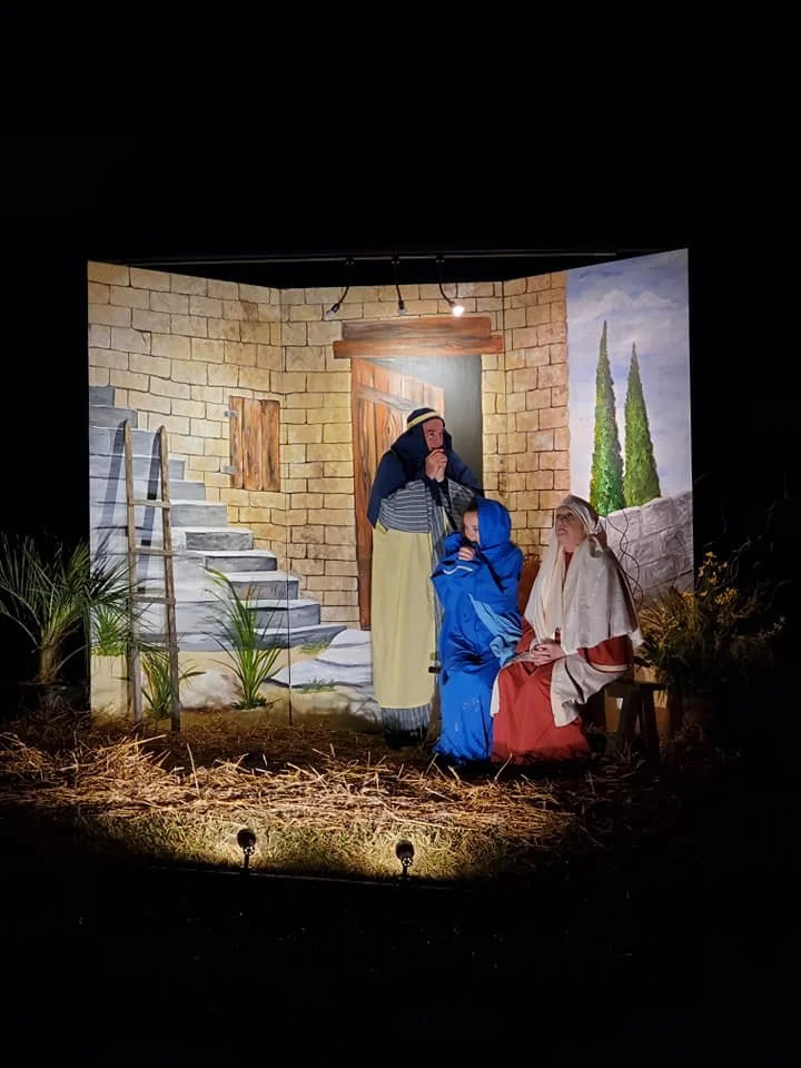 Mary at Elizabeths 2.jpg